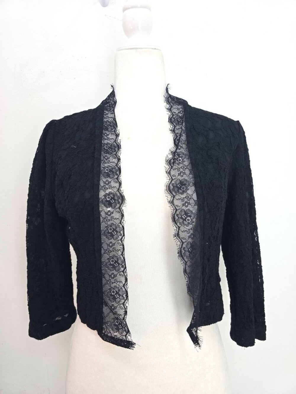 LC Lauren Conrad Y2K Black Lace Cropped Open Front Whimsigoth Cardigan Women 6